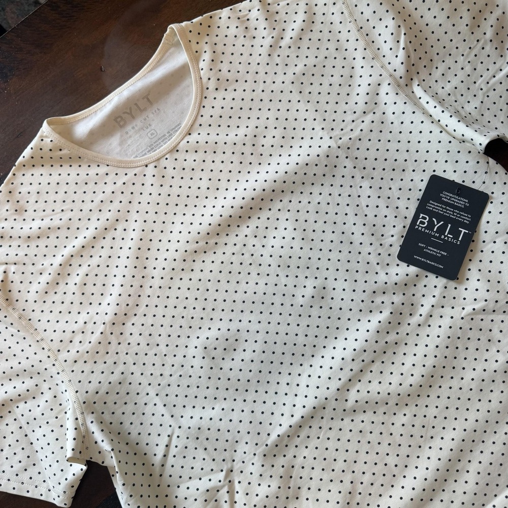 BYLT LUX Shirt Mens XL White Polka Dot Short Sleeve Drop Cut Tee Athletic Basic
